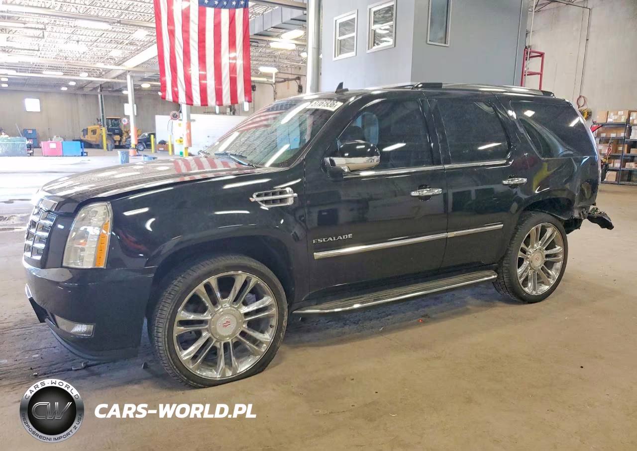 2013 Cadillac Escalade Luxury