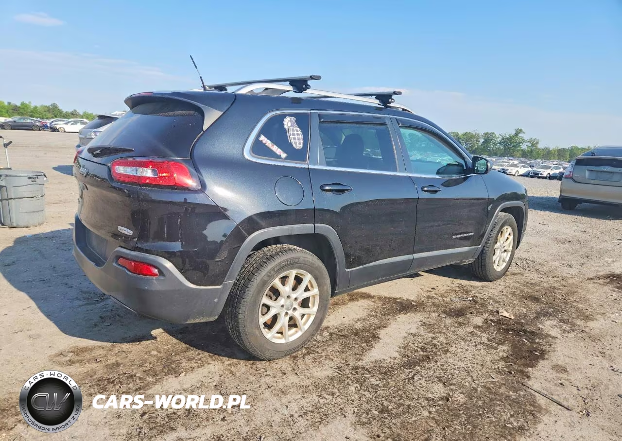 2015 Jeep Cherokee Latitude VIN:1C4PJMCB0FW604962 - 3