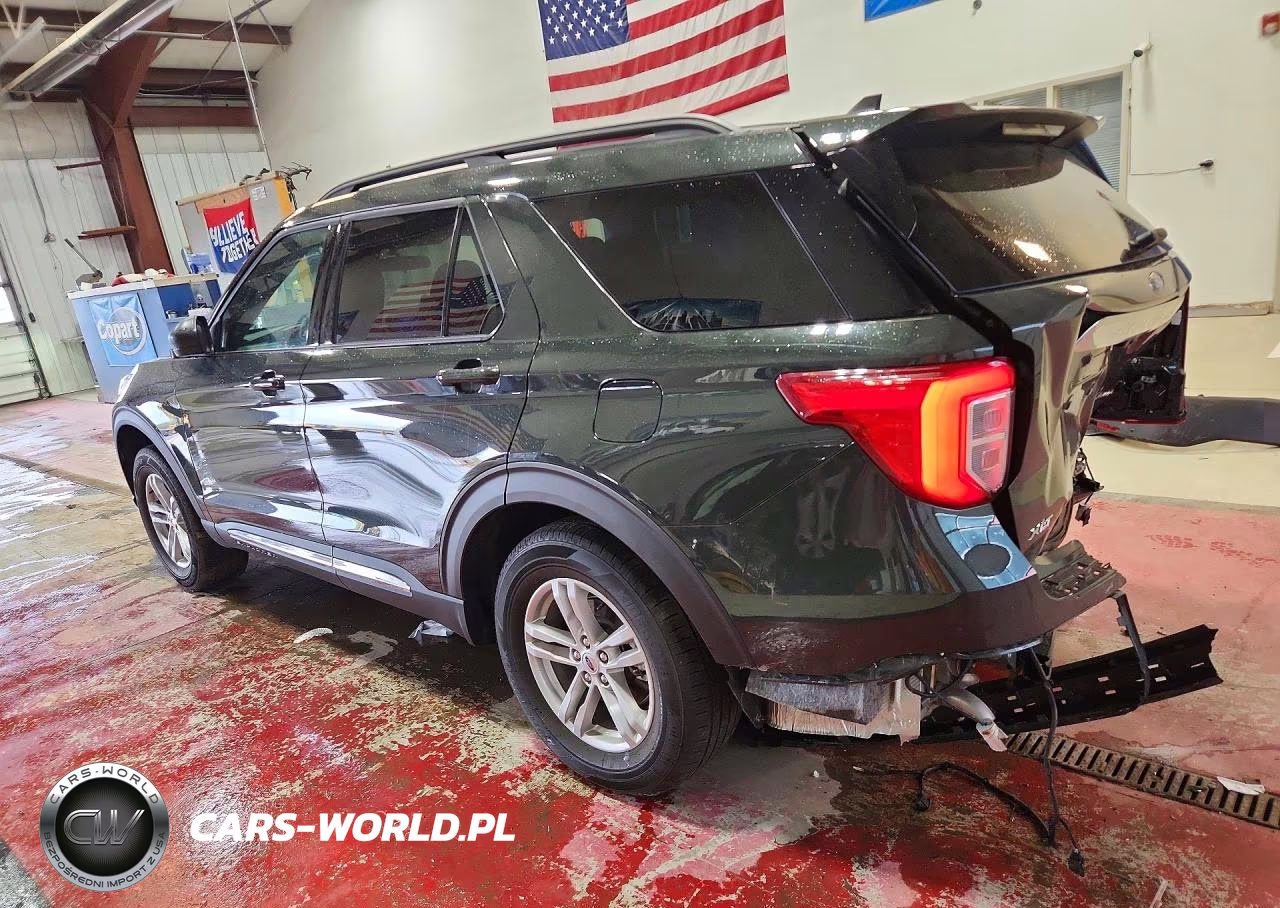 2024 Ford Explorer Xlt VIN:1FMSK8DHXRGA38692 - 2