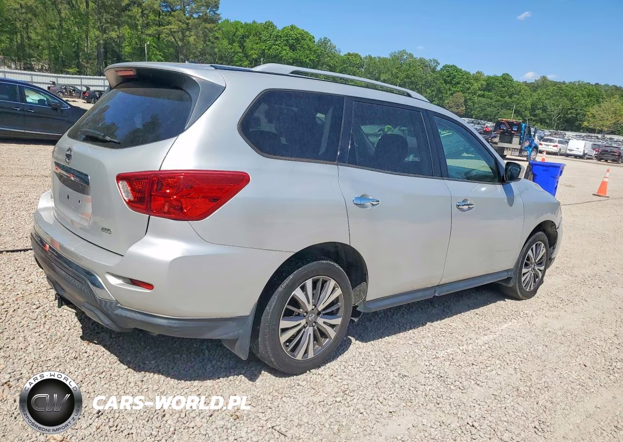 2017 Nissan Pathfinder S VIN:5N1DR2MMXHC910454 - 3