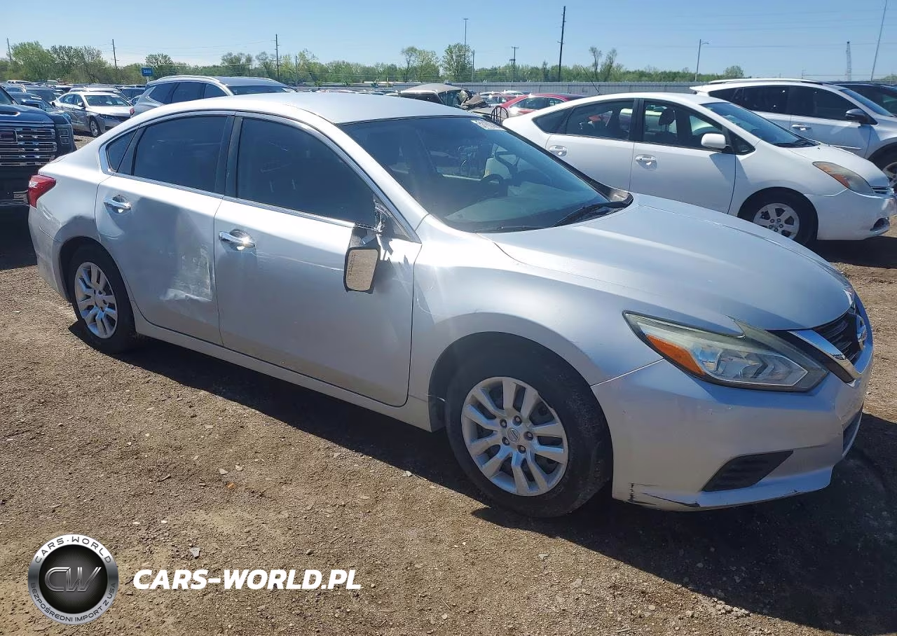 2017 Nissan Altima 2.5 S VIN:1N4AL3AP7HN347452 - 4
