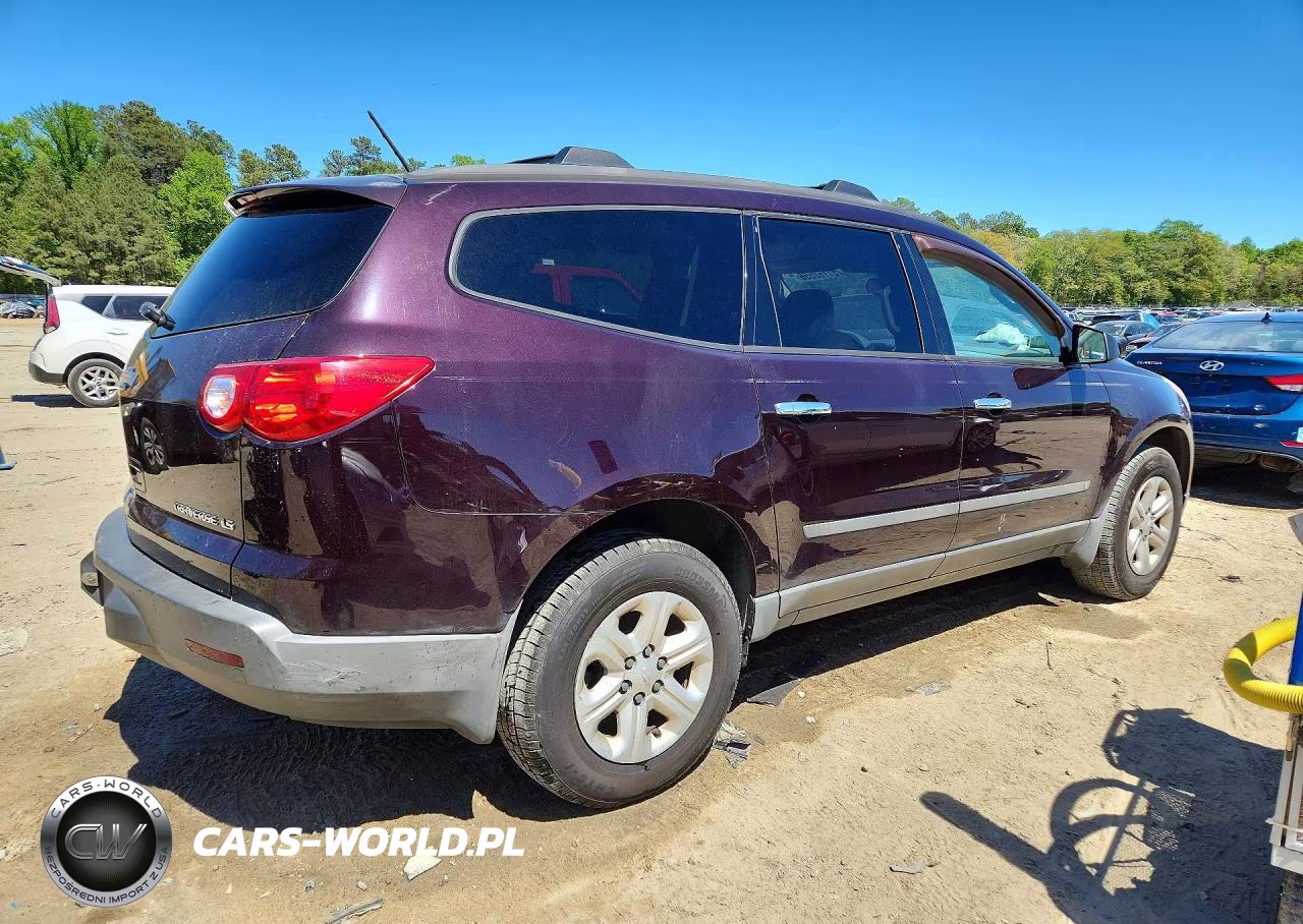 2010 Chevrolet Traverse Ls VIN:1GNLREED5AS132938 - 3