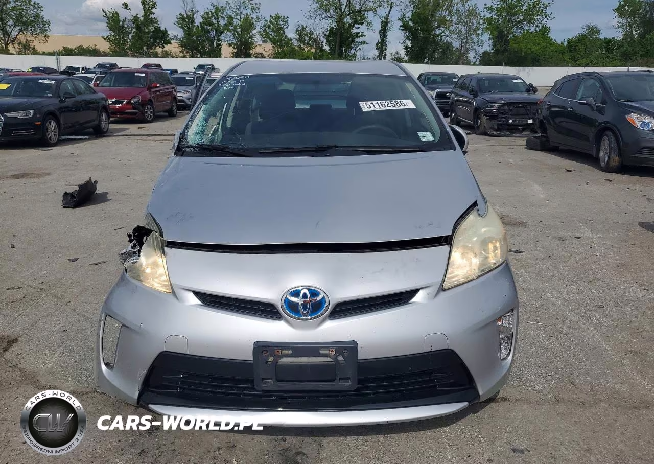 2012 Toyota Prius Two VIN:JTDKN3DU5C5505886 - 5