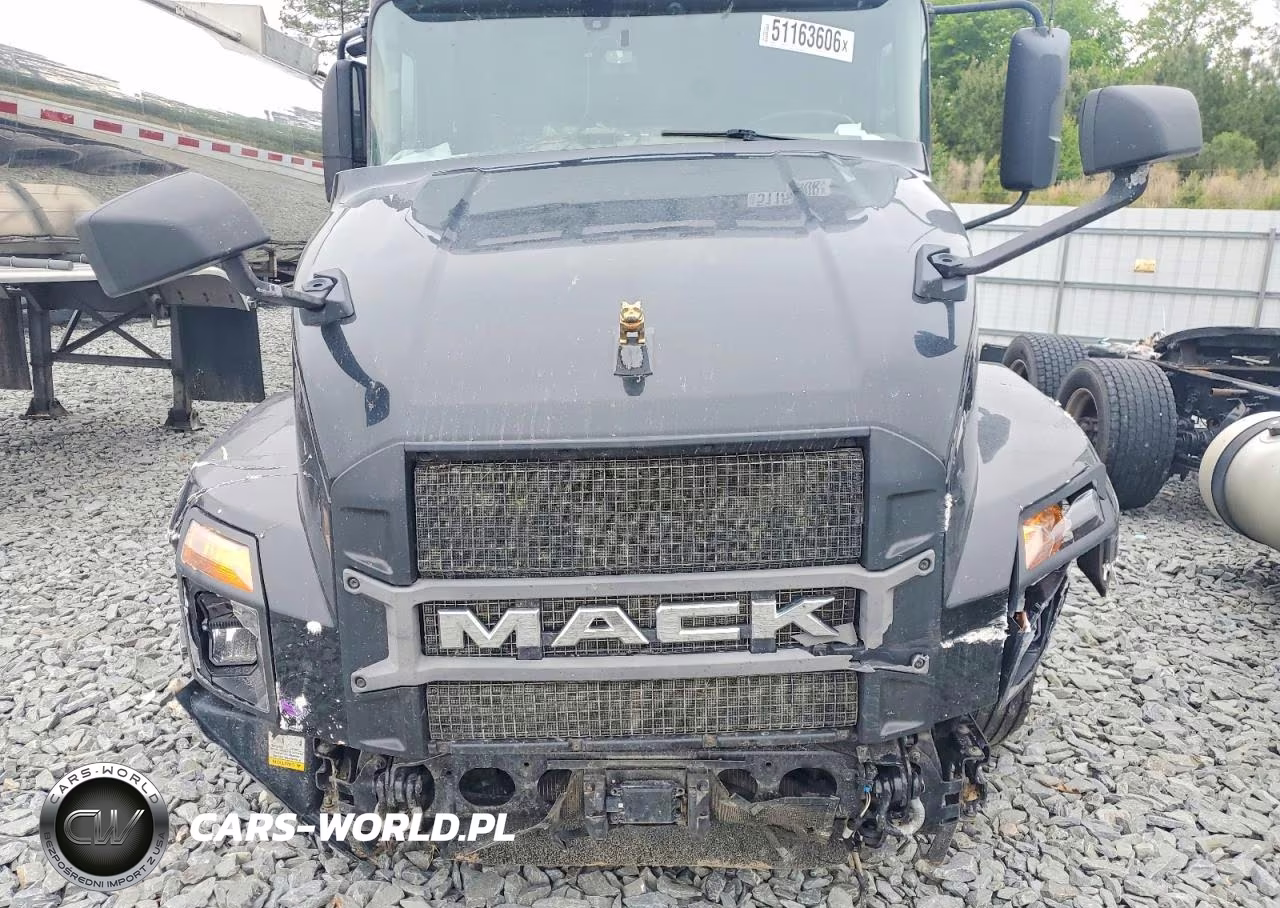 2018 Mack Anthem VIN:1M1AN4GY9JM001005 - 7