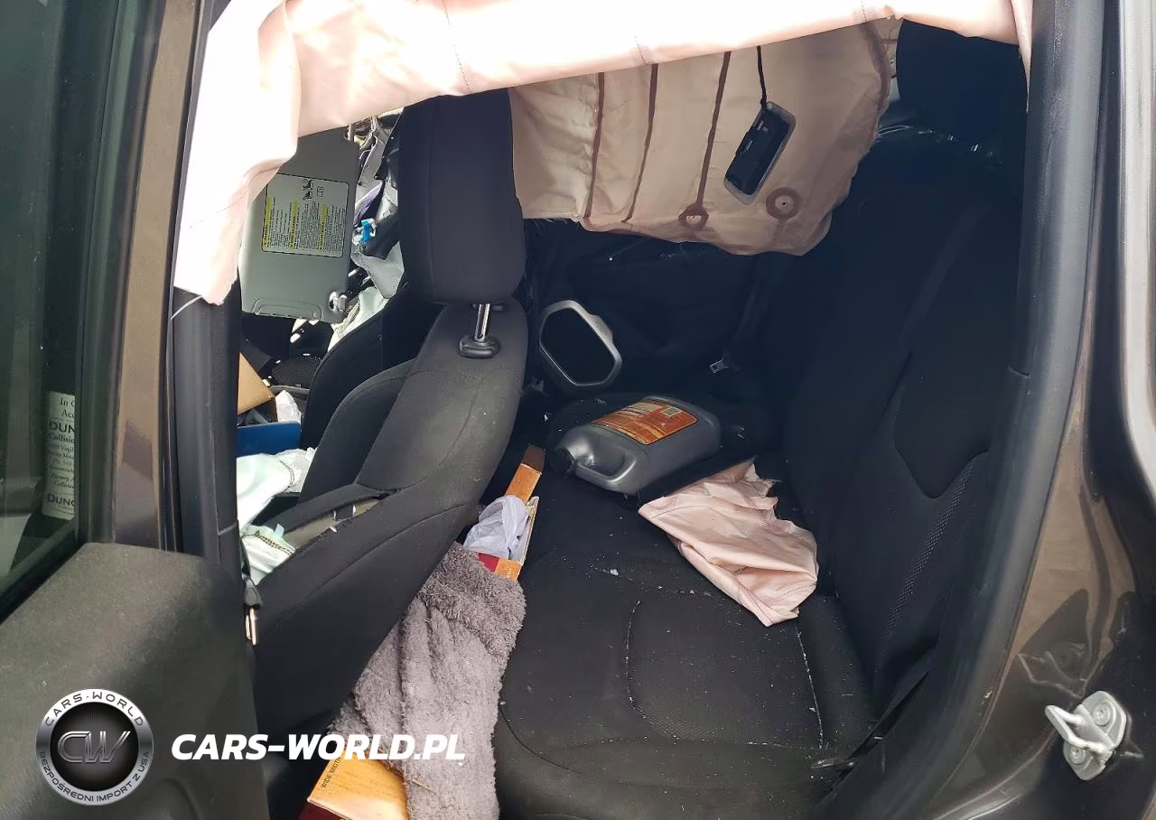 2018 Jeep Renegade VIN:ZACCJBAB4JPH49854 - 11