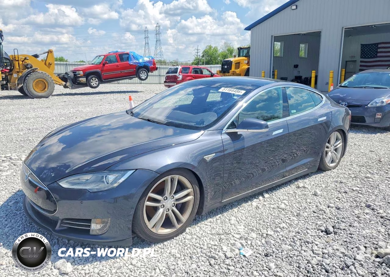 2015 Tesla Model S 85D