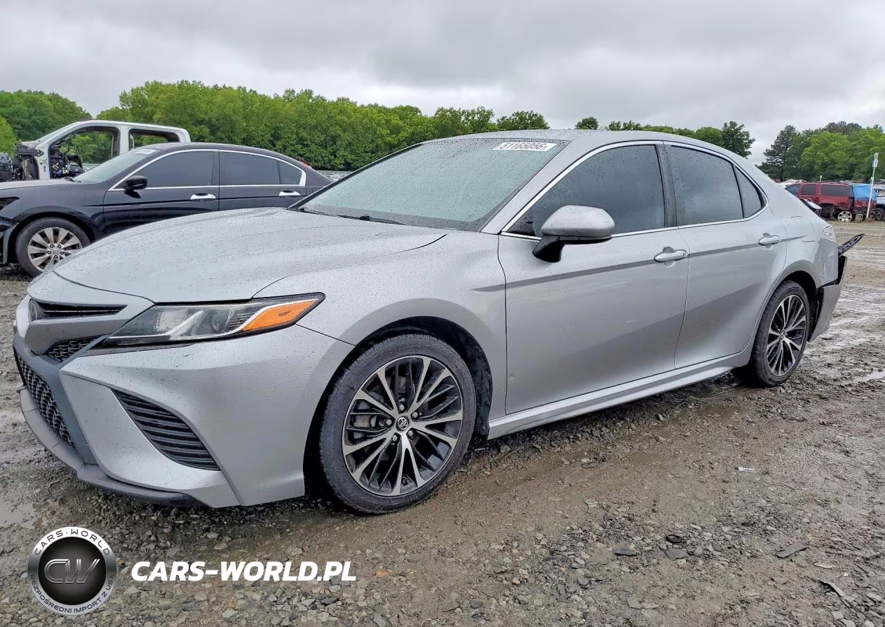 2019 Toyota Camry-Se-L – zdjęcie 1 z 12