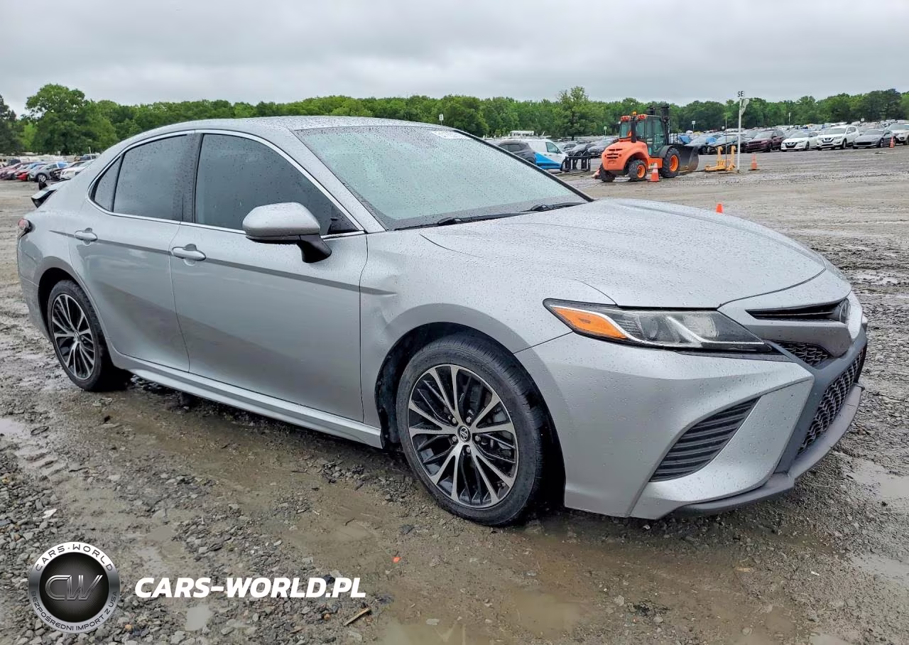 2019 Toyota Camry-Se-L VIN:4T1B11HK6KU186264 - 4