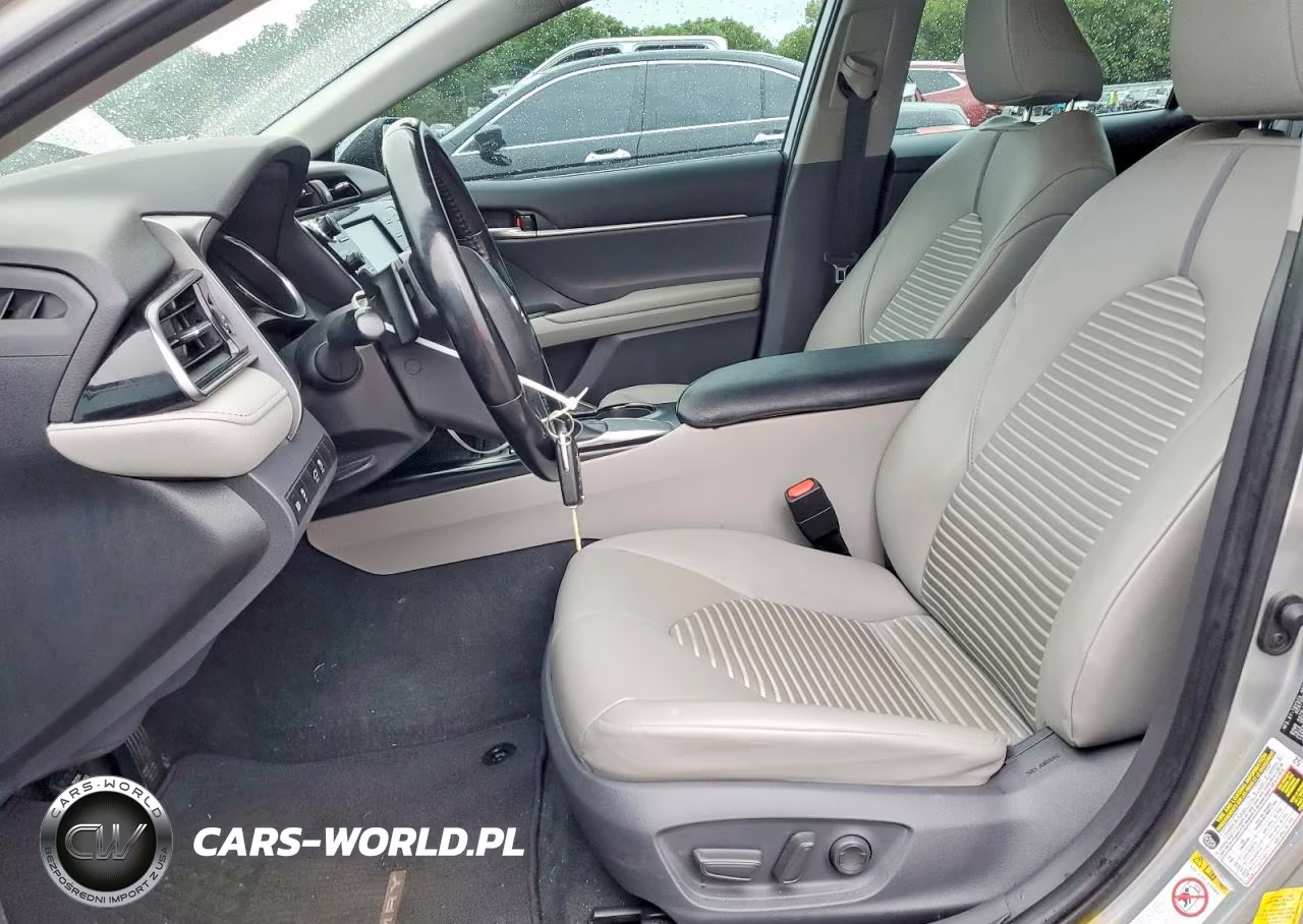 2019 Toyota Camry-Se-L VIN:4T1B11HK6KU186264 - 7