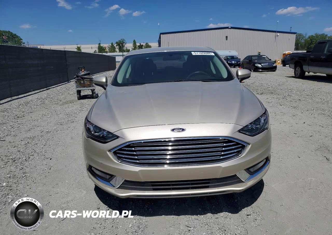 2017 Ford Fusion Se VIN:3FA6P0H73HR203702 - 5