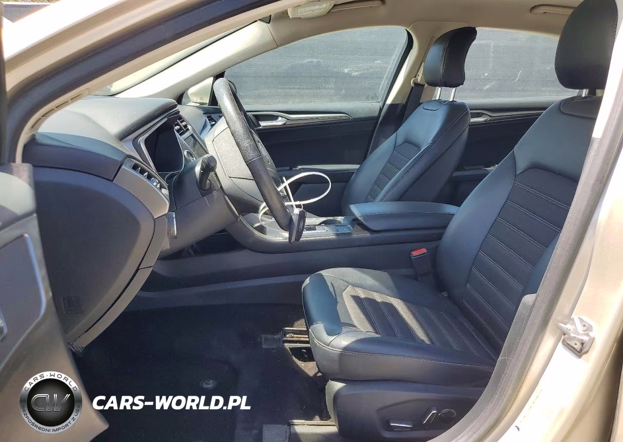 2017 Ford Fusion Se VIN:3FA6P0H73HR203702 - 7