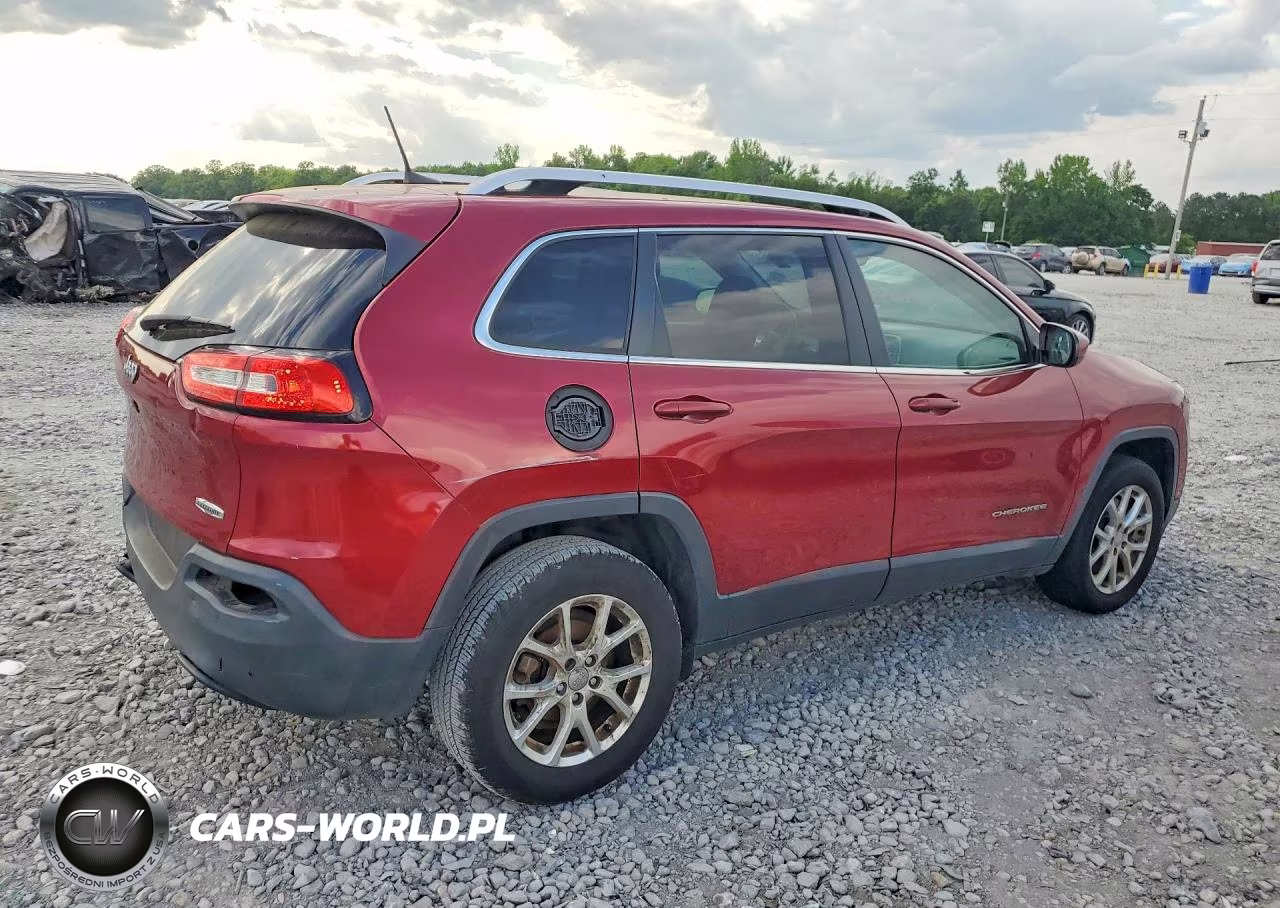 2017 Jeep Cherokee Latitude VIN:1C4PJLCB9HW661318 - 3