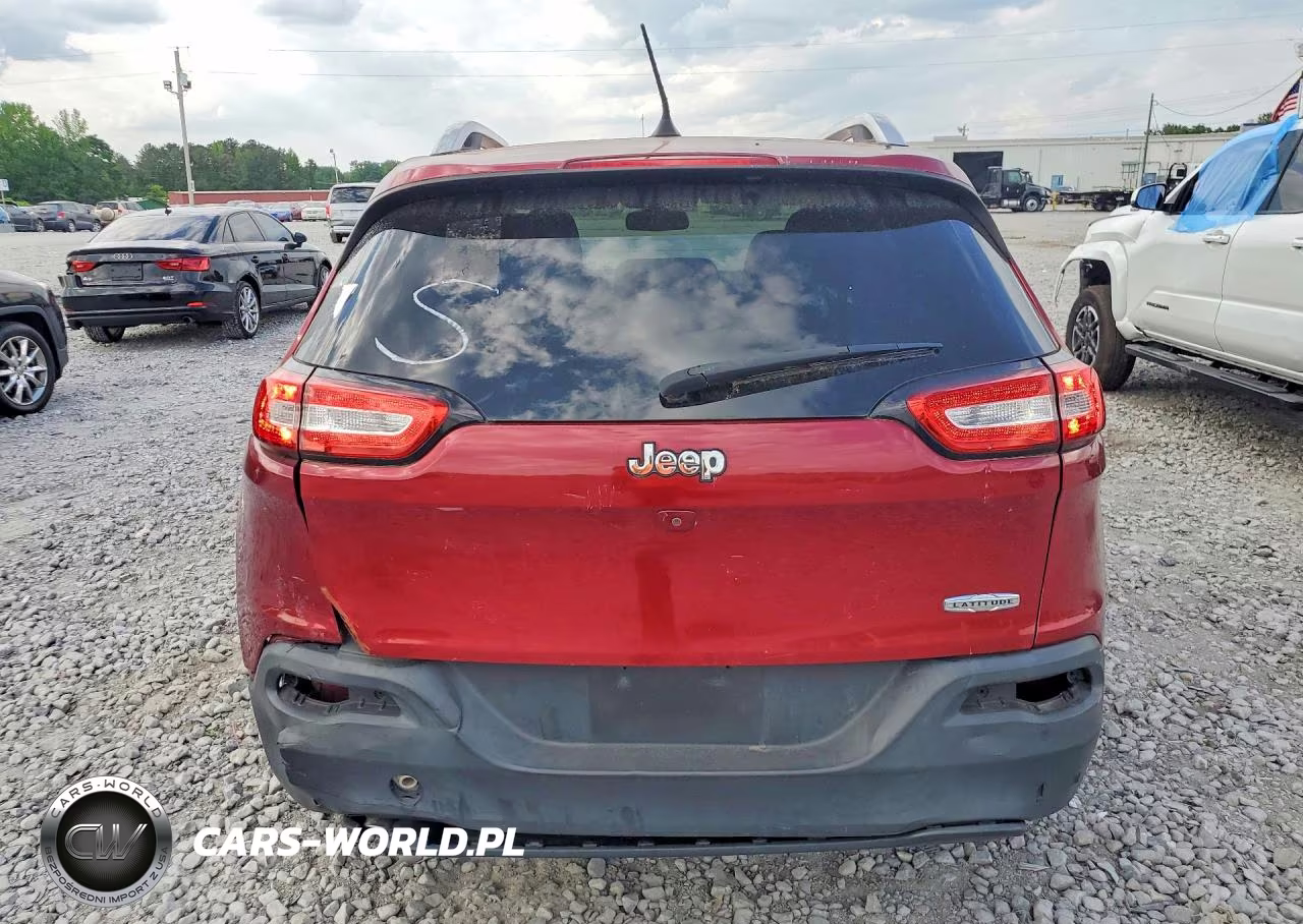 2017 Jeep Cherokee Latitude VIN:1C4PJLCB9HW661318 - 6