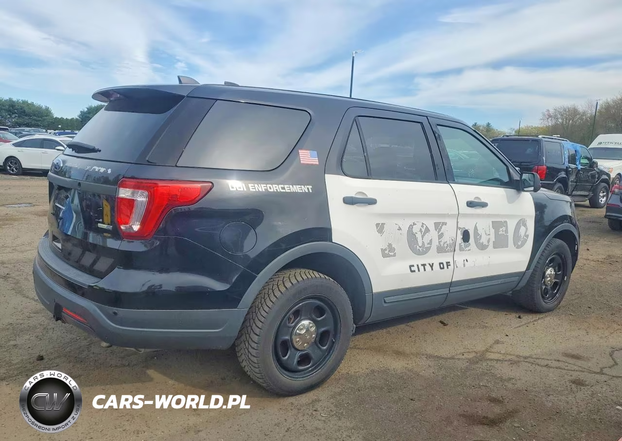 2018 Ford Explorer Police Interceptor VIN:1FM5K8AR5JGC75752 - 3