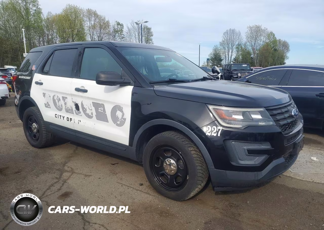 2018 Ford Explorer Police Interceptor VIN:1FM5K8AR5JGC75752 - 4