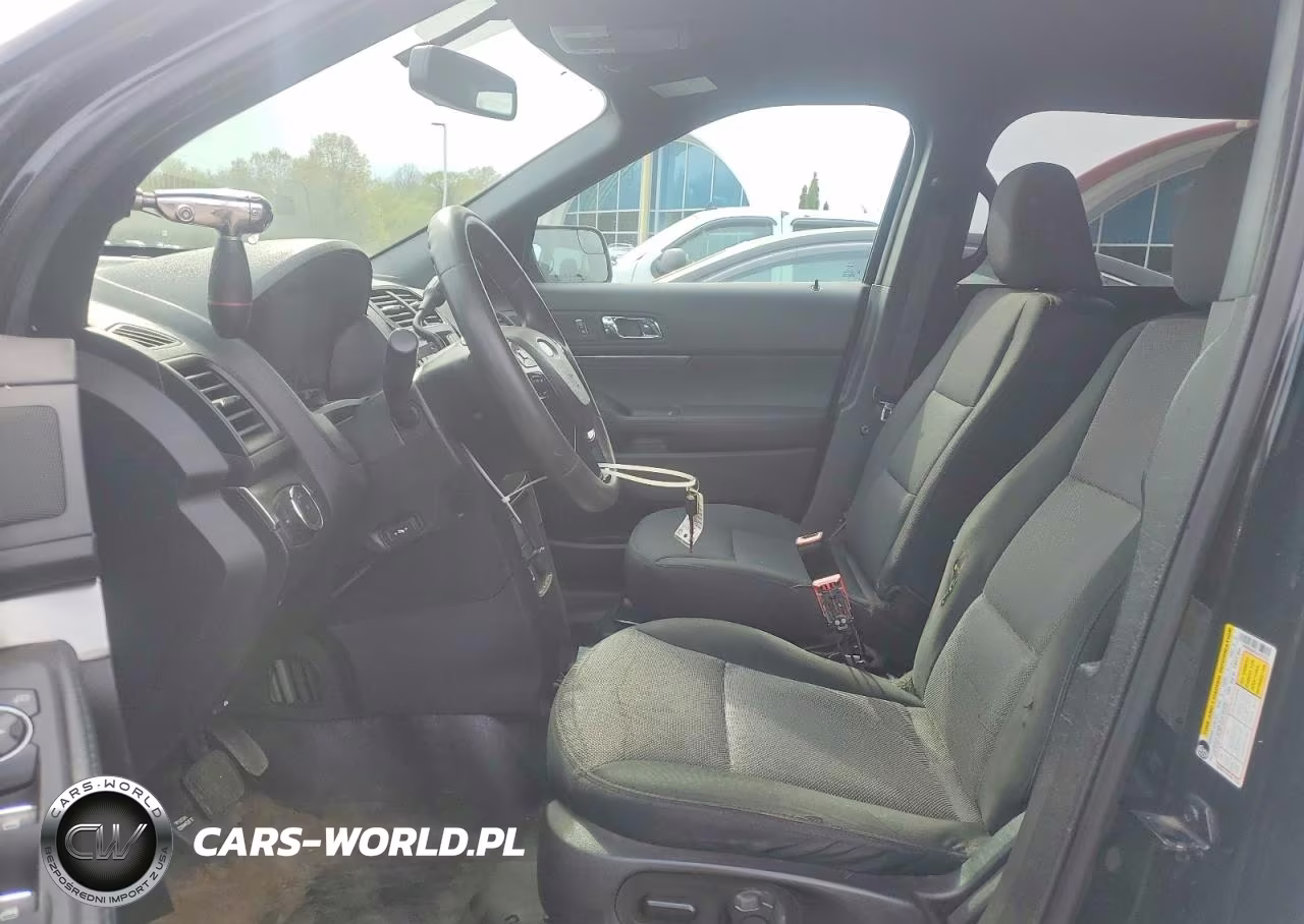 2018 Ford Explorer Police Interceptor VIN:1FM5K8AR5JGC75752 - 7