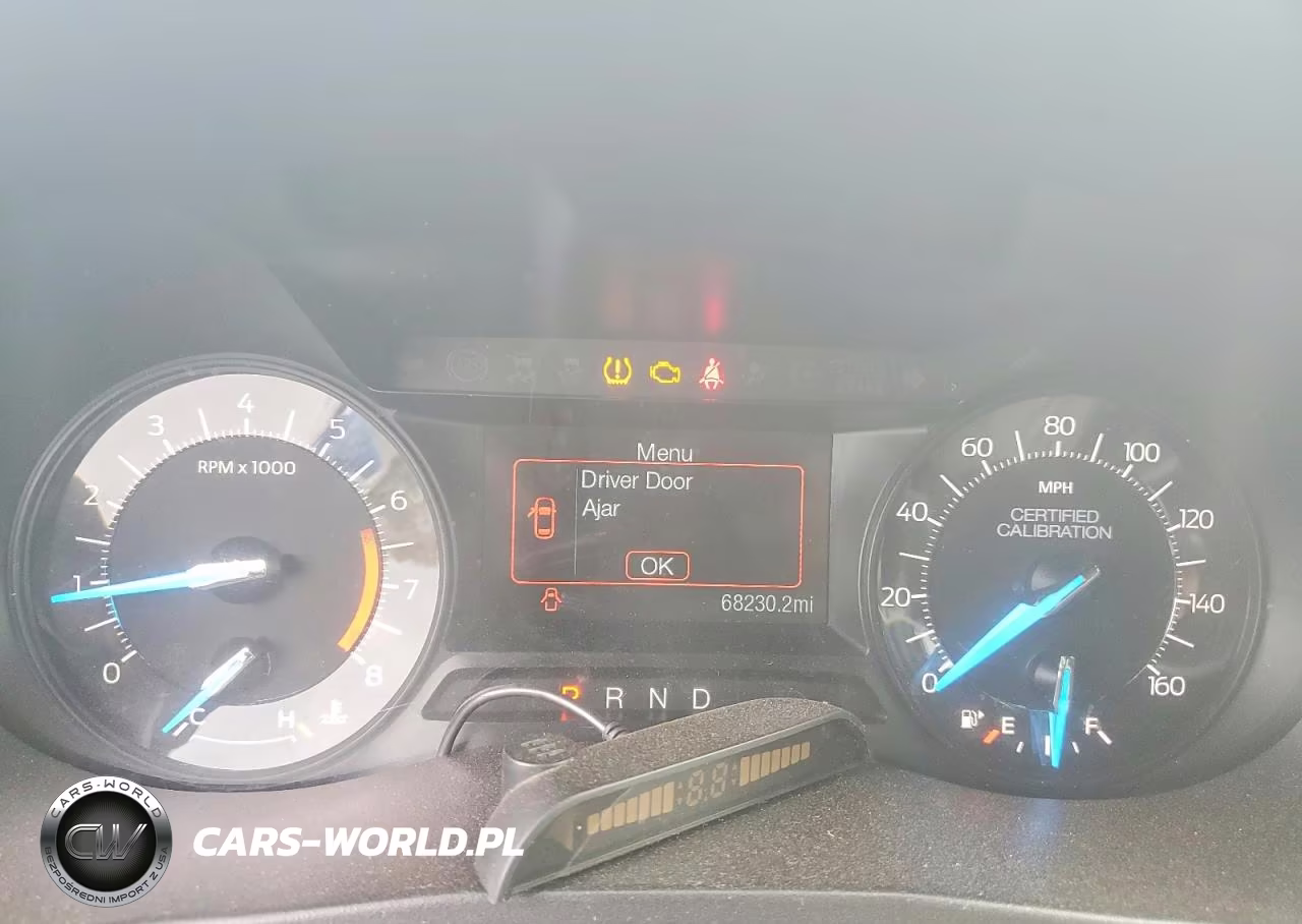 2018 Ford Explorer Police Interceptor VIN:1FM5K8AR5JGC75752 - 9