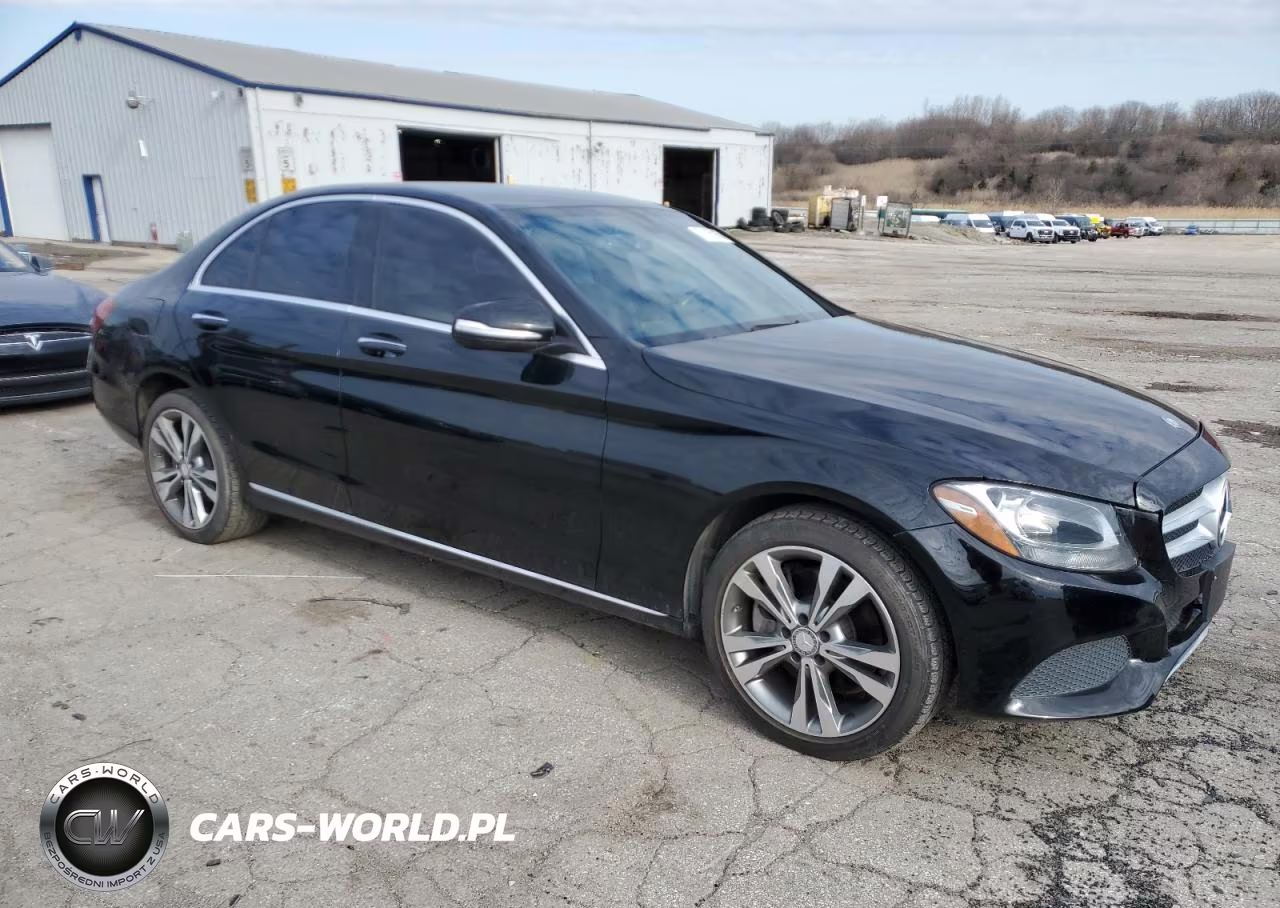 2015 Mercedes-Benz C 300 4Matic VIN:55SWF4KB2FU033444 - 4