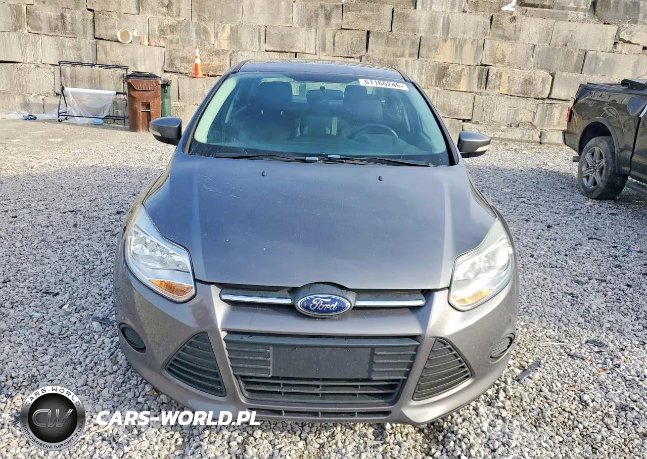 2014 Ford Focus Se VIN:1FADP3F23EL347616 - 5
