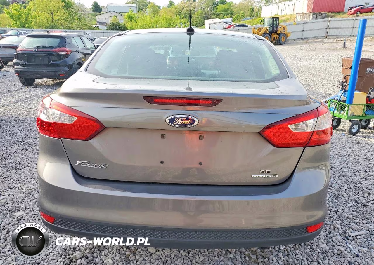 2014 Ford Focus Se VIN:1FADP3F23EL347616 - 6