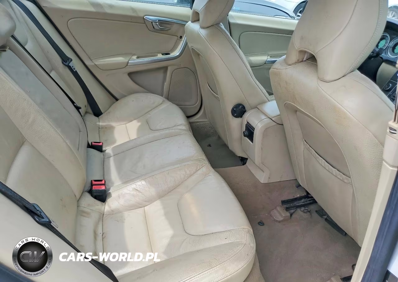 2012 Volvo S60 T5 VIN:YV1622FS7C2050485 - 10