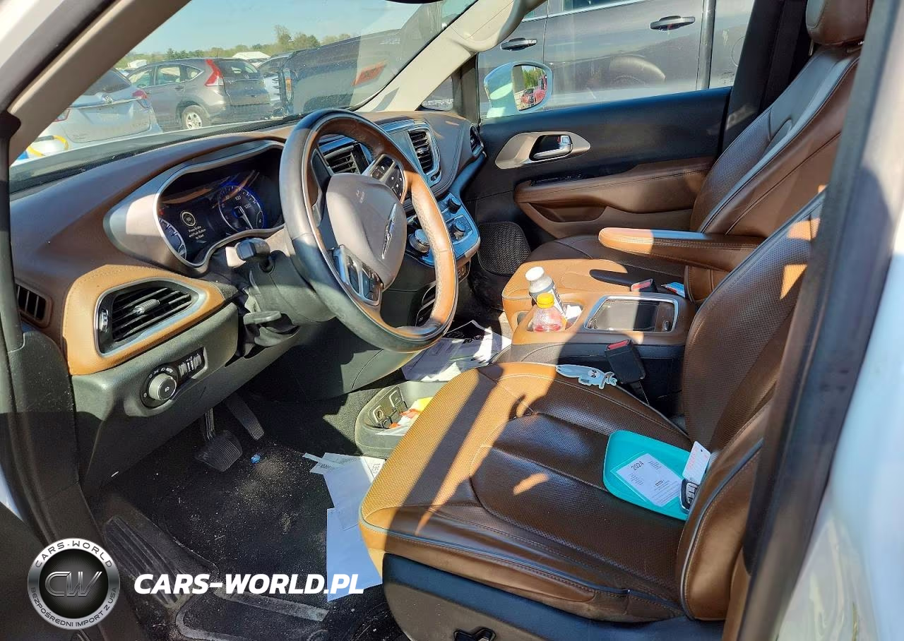 2018 Chrysler Pacifica Limited VIN:2C4RC1GG7JR106802 - 7