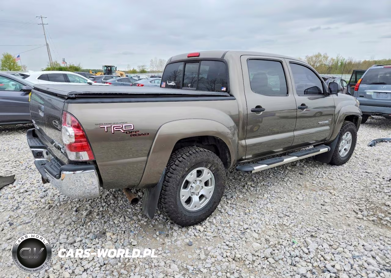 2011 Toyota Tacoma Double Cab Prerunner VIN:3TMJU4GN7BM119715 - 3
