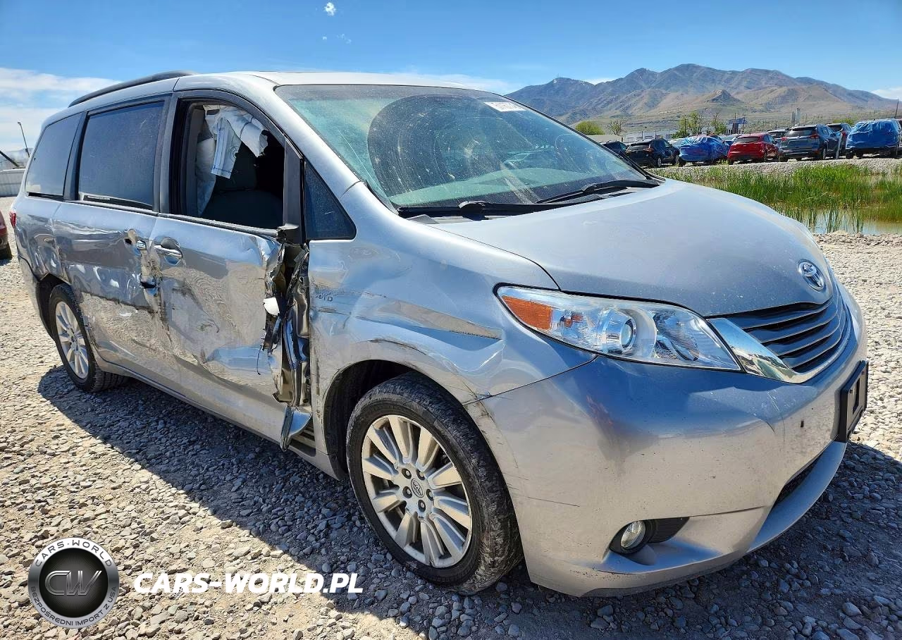 2017 Toyota Sienna Xle Premium 7-Passenger VIN:5TDDZ3DC9HS175854 - 4