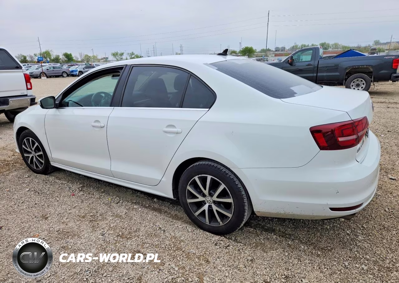 2018 Volkswagen Jetta Se VIN:3VWDB7AJ4JM251305 - 2