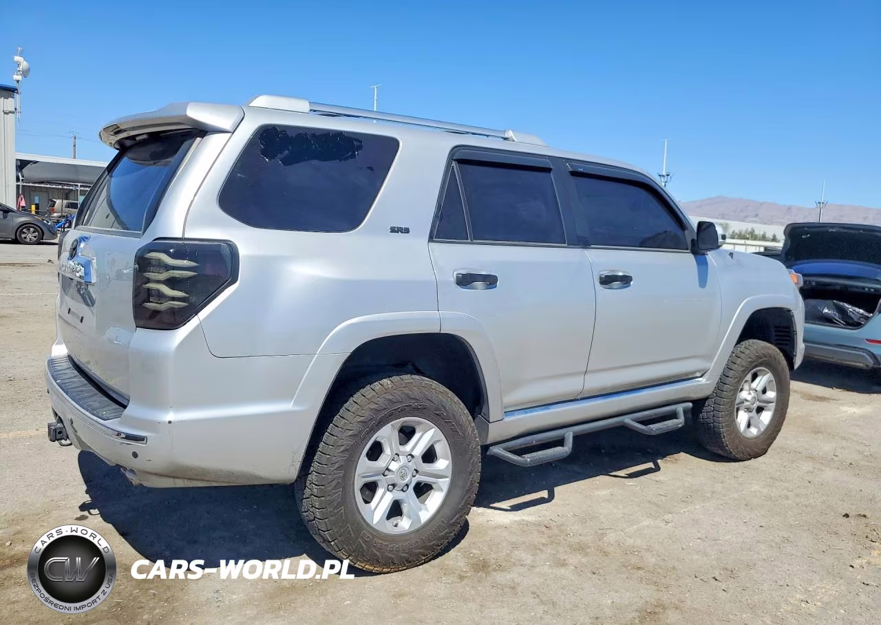 2013 Toyota 4Runner VIN:JTEZU5JR0D5054294 - 3