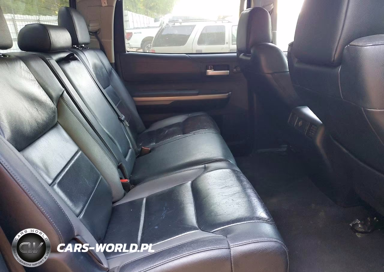 2018 Toyota Tundra Crewmax Limited VIN:5TFFY5F18JX235562 - 10