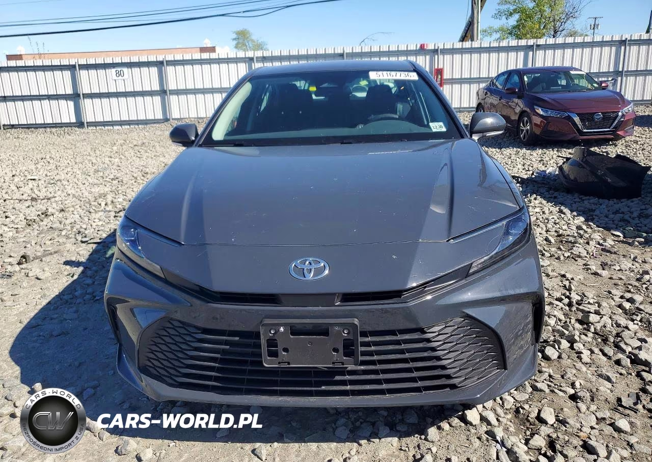 2026 Toyota Camry Le VIN:4T1DAACK4TU242767 - 5