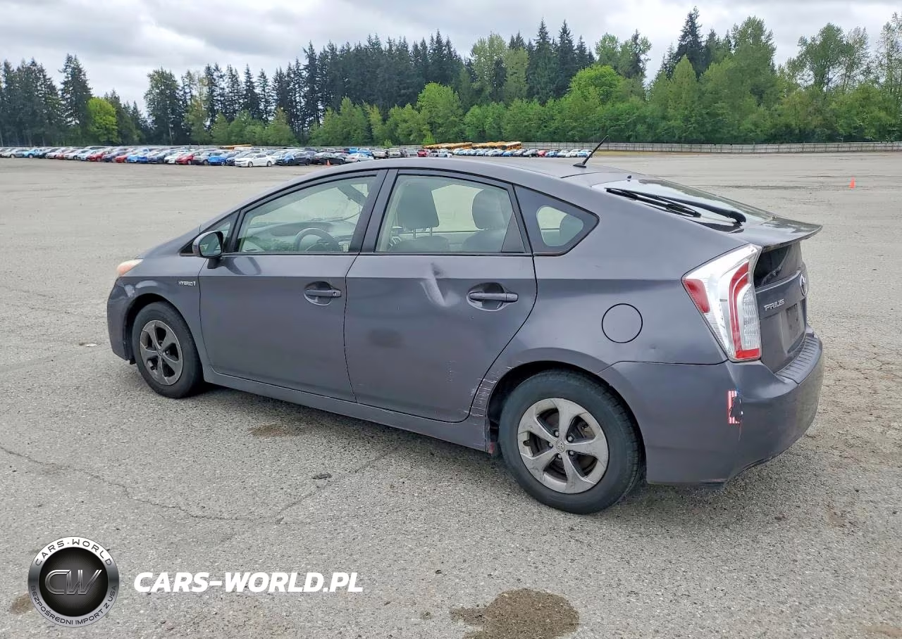 2013 Toyota Prius Two VIN:JTDKN3DU7D5593728 - 2