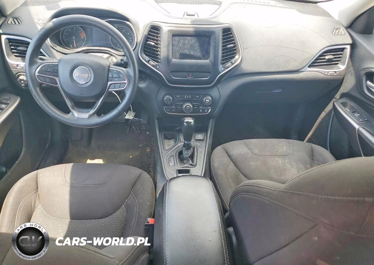 2019 Jeep Cherokee Latitude VIN:1C4PJLCB8KD474235 - 8