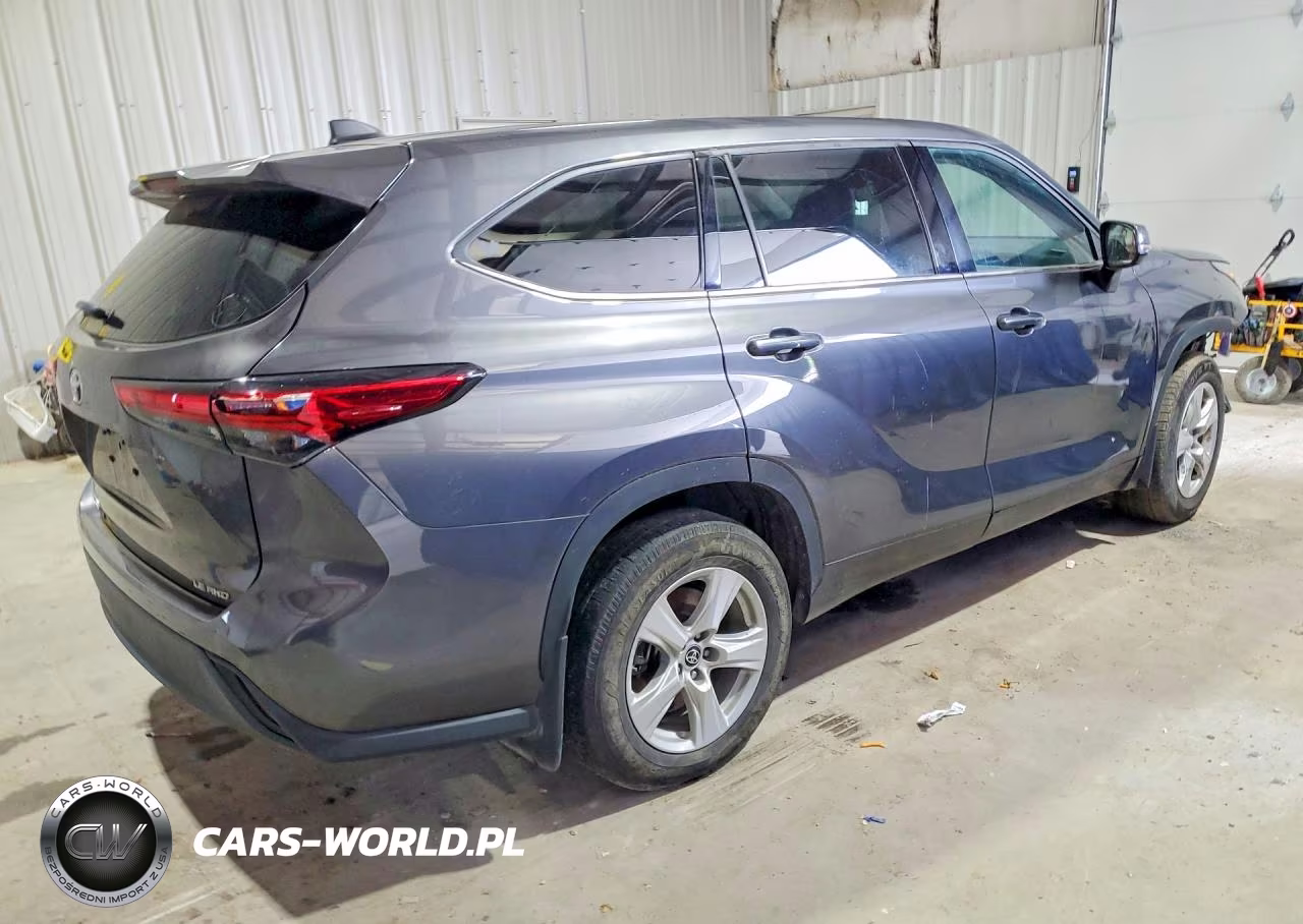 2022 Toyota Highlander Le VIN:5TDBZRBH7NS222013 - 3