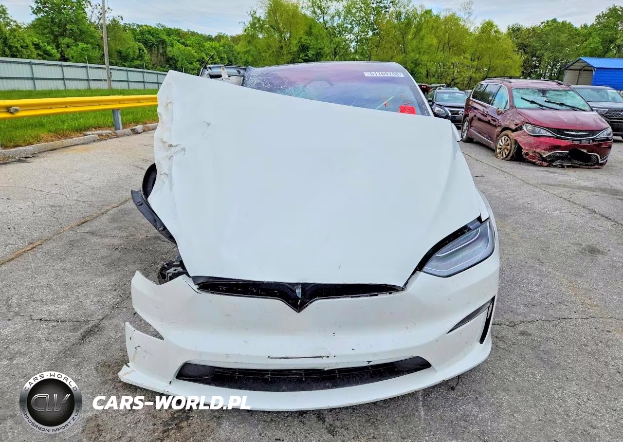 2022 Tesla Model X VIN:7SAXCBE56NF332946 - 5