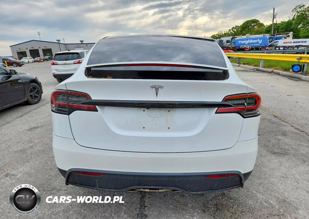 2022 Tesla Model X VIN:7SAXCBE56NF332946 - 6