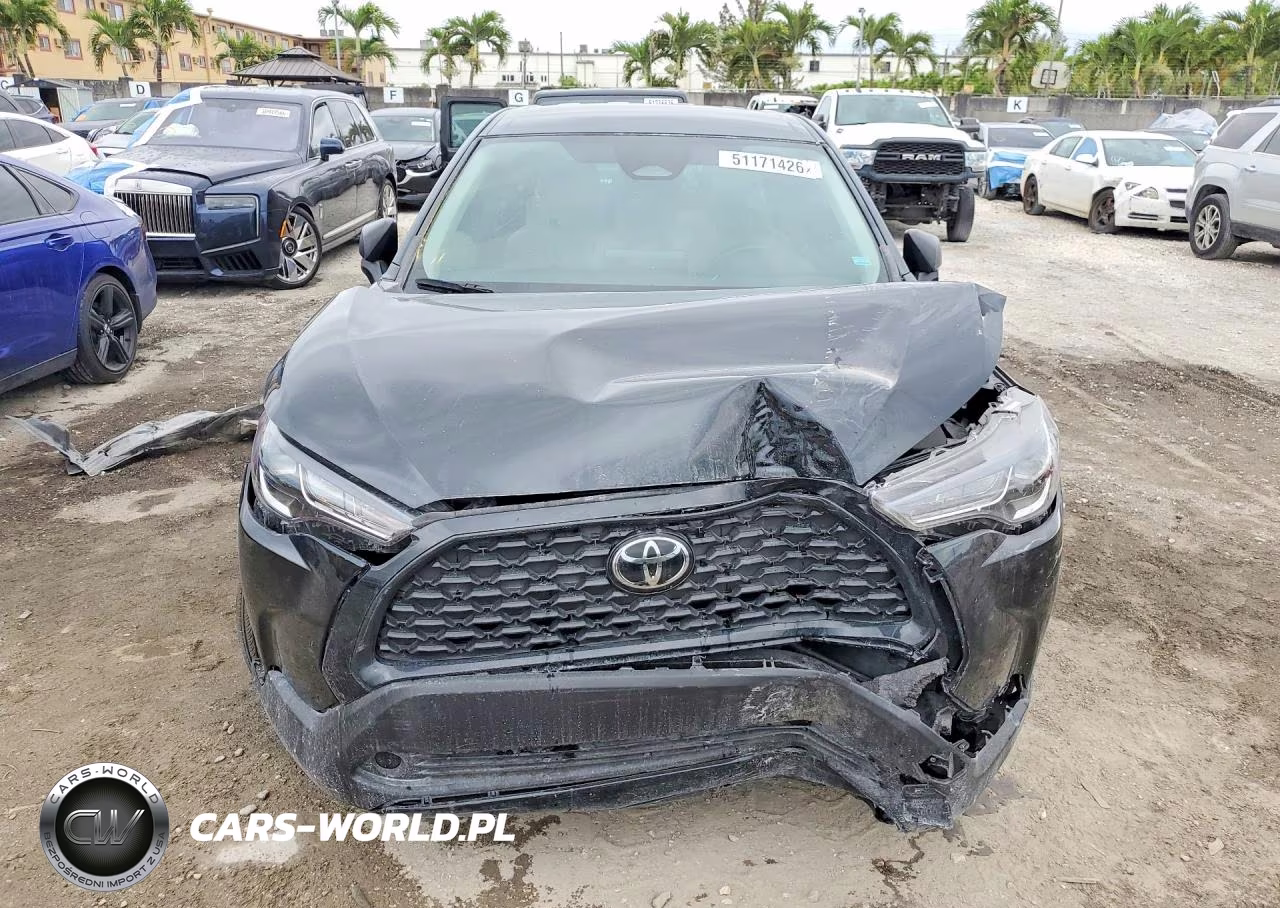 2025 Toyota Corolla Cross L VIN:7MUAAAAG2SV129690 - 5