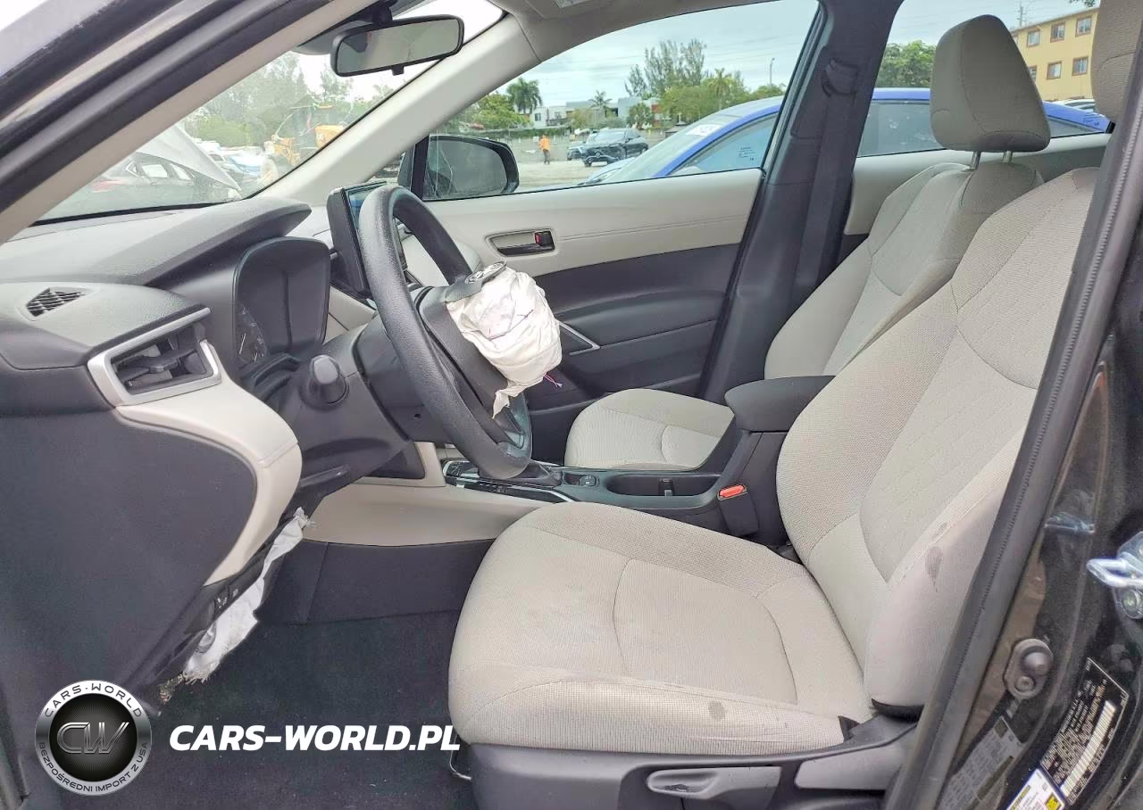 2025 Toyota Corolla Cross L VIN:7MUAAAAG2SV129690 - 7