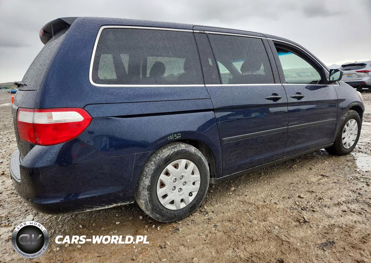 2007 Honda Odyssey Lx VIN:5FNRL382X7B082692 - 3