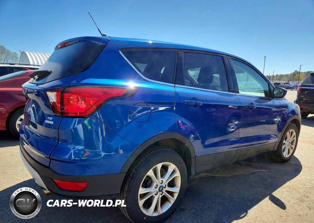 2019 Ford Escape Se VIN:1FMCU0GD5KUB15596 - 3