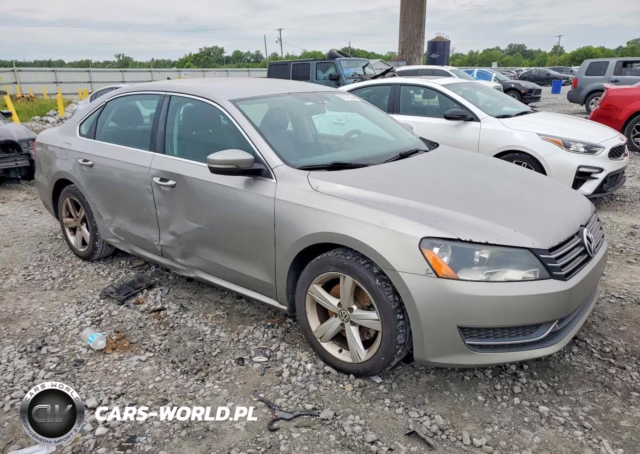 2013 Volkswagen Passat Se VIN:1VWBP7A35DC071816 - 4