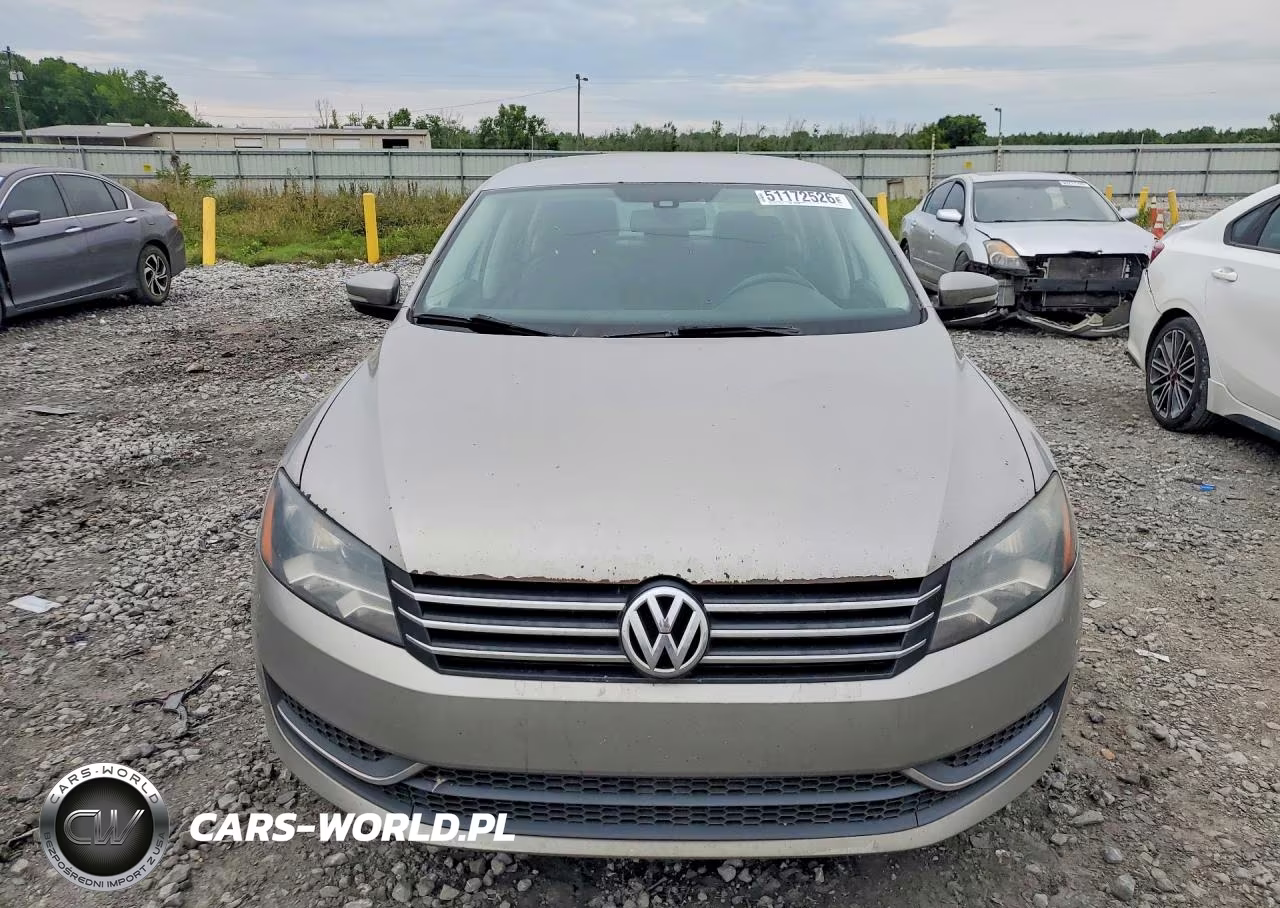 2013 Volkswagen Passat Se VIN:1VWBP7A35DC071816 - 5
