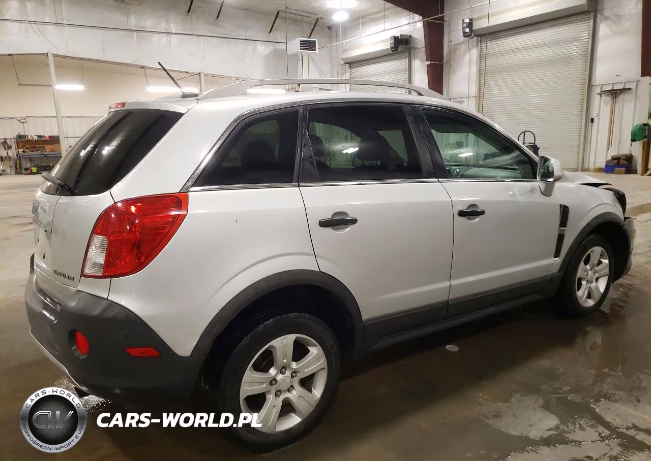 2014 Chevrolet Captiva Ls VIN:3GNAL2EK3ES539883 - 3