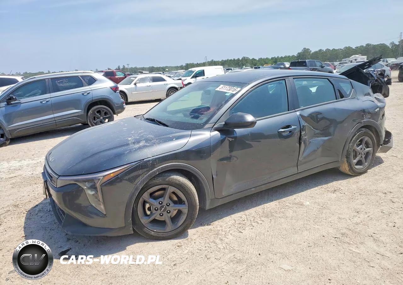 2025 Kia K4 Lxs VIN:3KPFT4DE1SE019780 - 1
