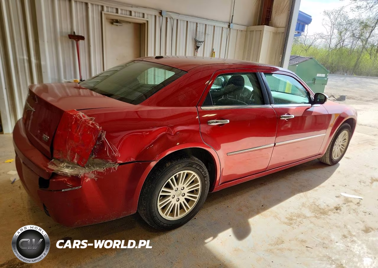 2010 Chrysler 300 Touring VIN:2C3CA5CV9AH326041 - 3