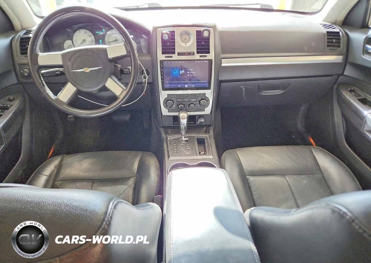 2010 Chrysler 300 Touring VIN:2C3CA5CV9AH326041 - 8