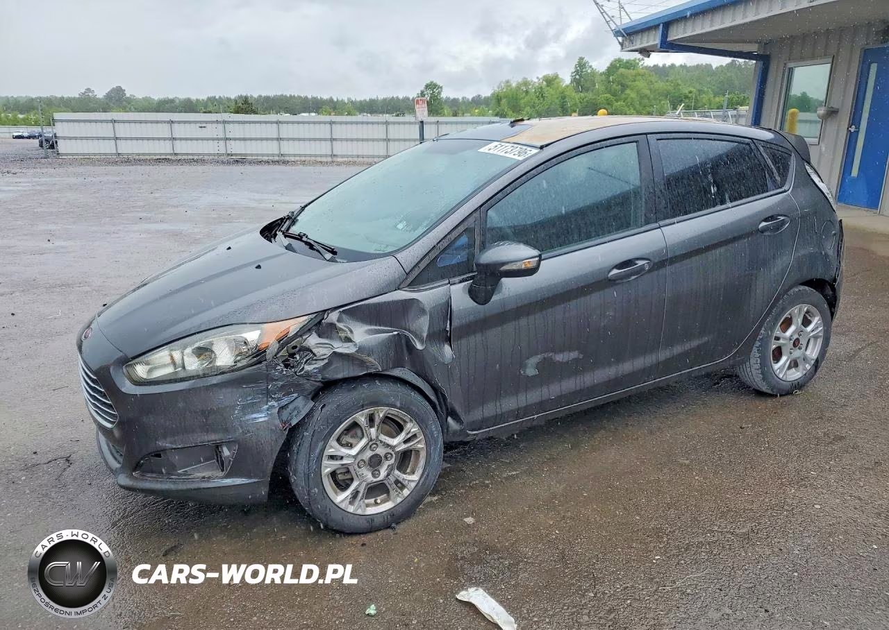 2015 Ford Fiesta Se – zdjęcie 1 z 12