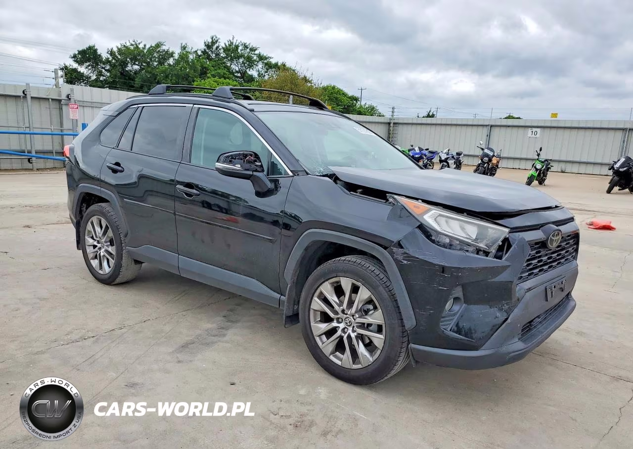 2021 Toyota Rav4 Xle Premium VIN:2T3C1RFV9MC110775 - 4