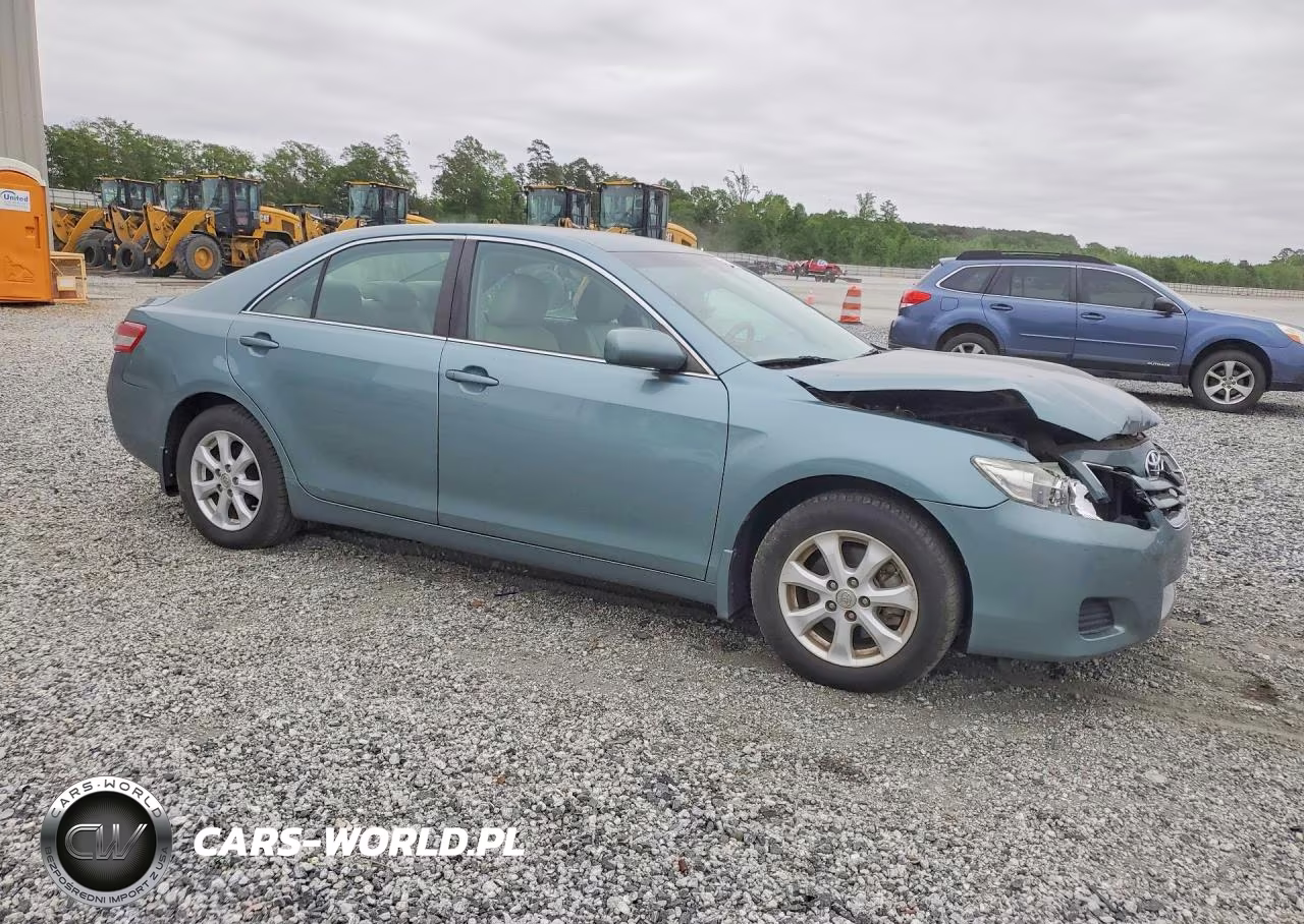 2011 Toyota Camry Le VIN:4T1BF3EK5BU621826 - 4